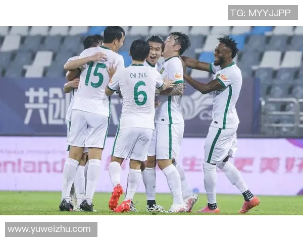 北雪平迎战国安激战在即双方全力争胜展现足球魅力与激情 北雪平迎战国安激战在即双方全力争胜展现足球魅力与激情