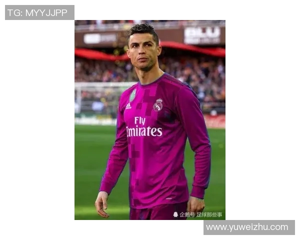 莱万在欧冠赛场火力全开10场12球争金靴形势大好 莱万在欧冠赛场火力全开10场12球争金靴形势大好