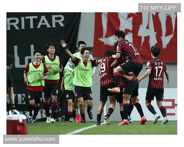 韩K联焦点战首尔对决城南激情碰撞期待精彩瞬间展现球队实力与战术博弈